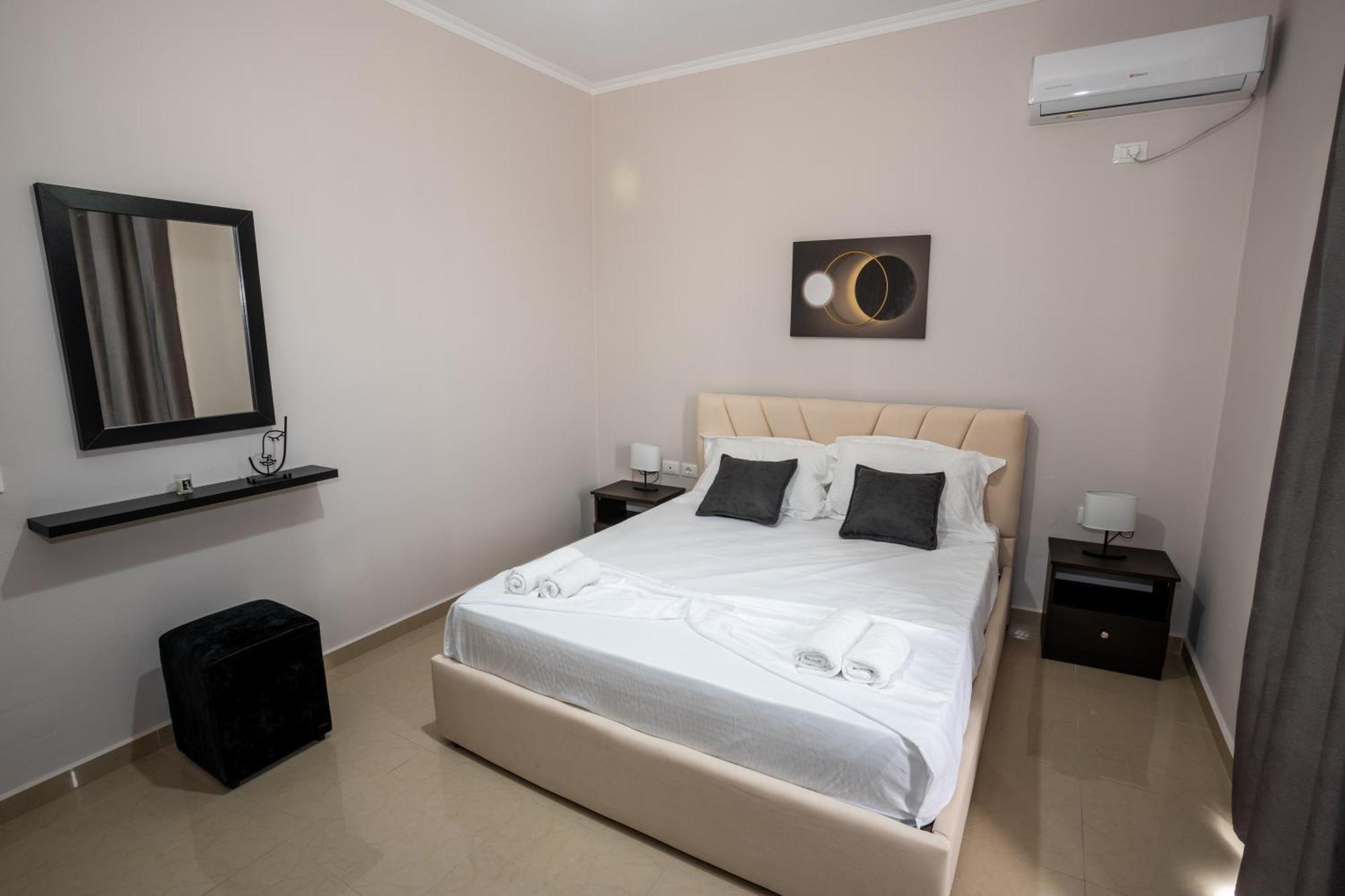 A&V Apartments Sarandë Eksteriør billede