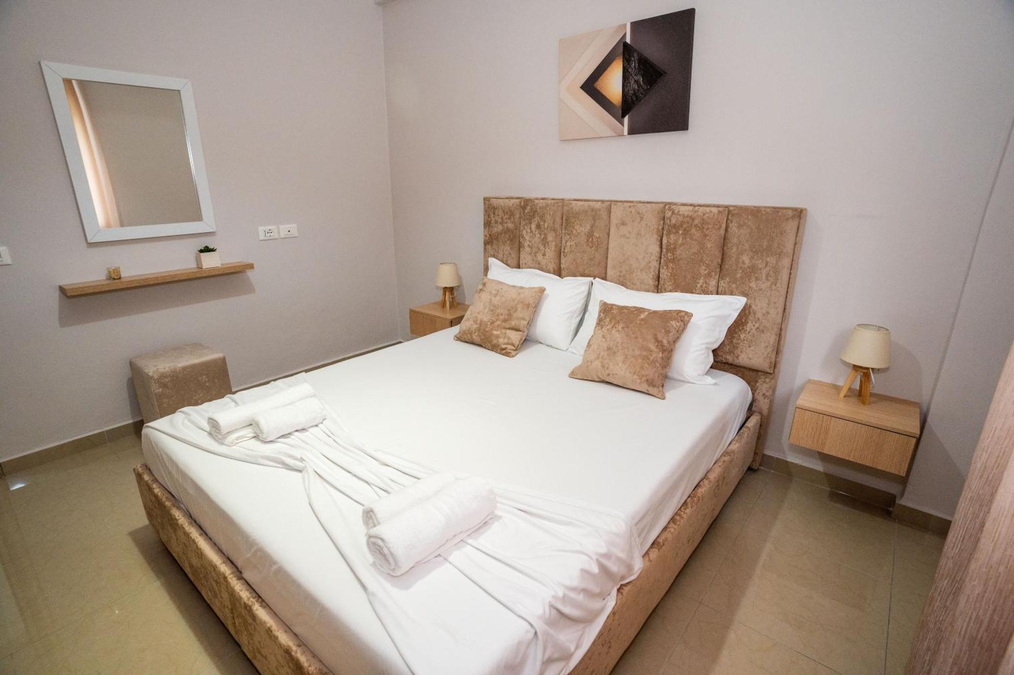 A&V Apartments Sarandë Eksteriør billede
