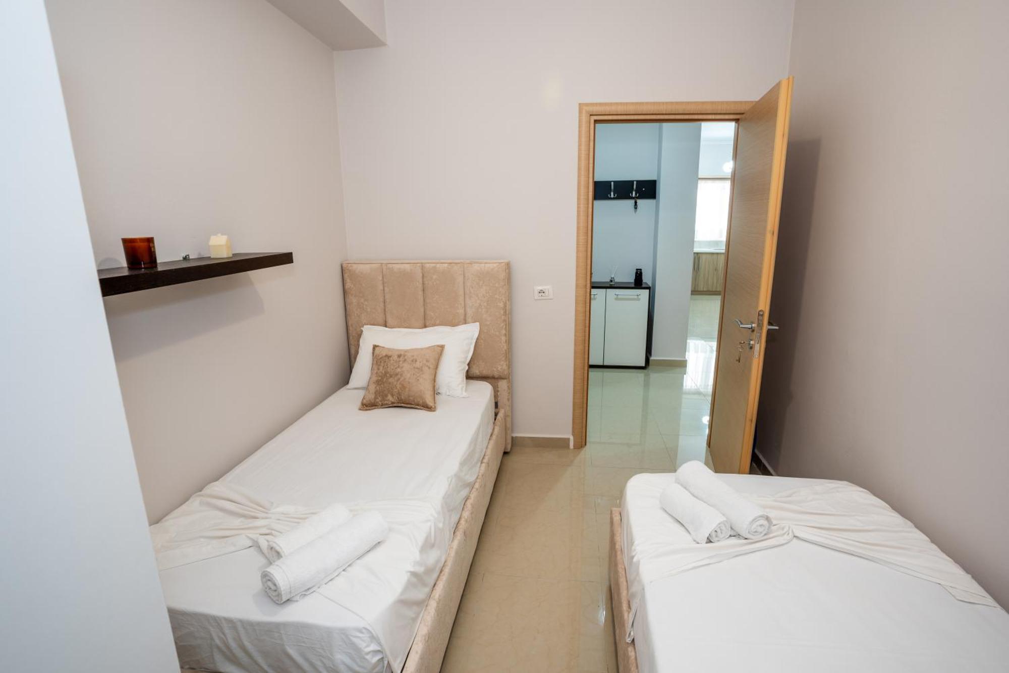 A&V Apartments Sarandë Eksteriør billede