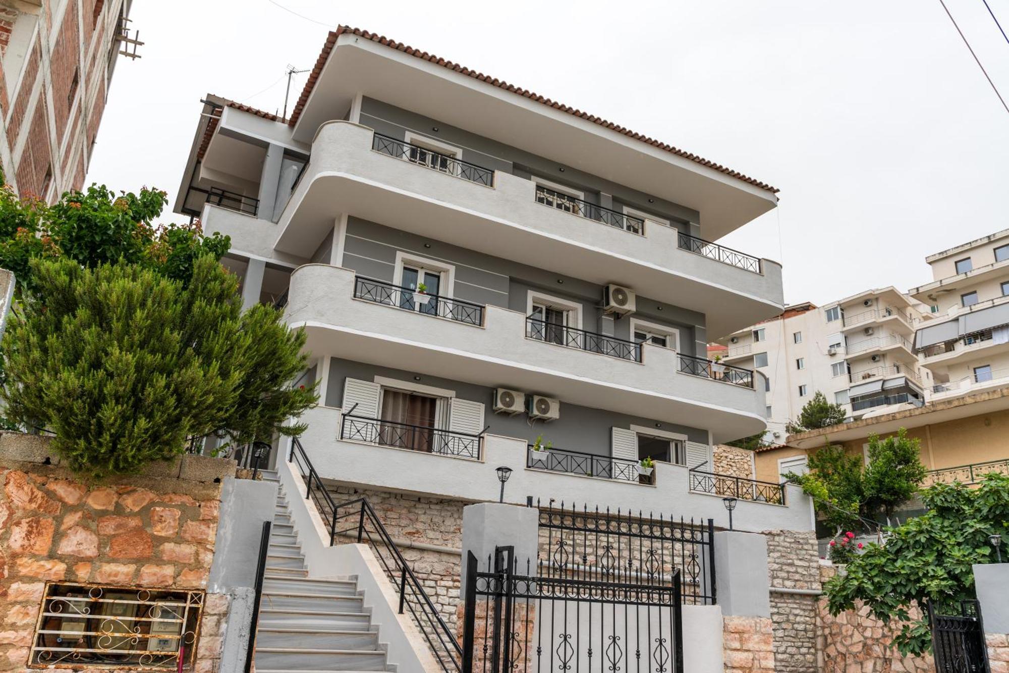 A&V Apartments Sarandë Eksteriør billede